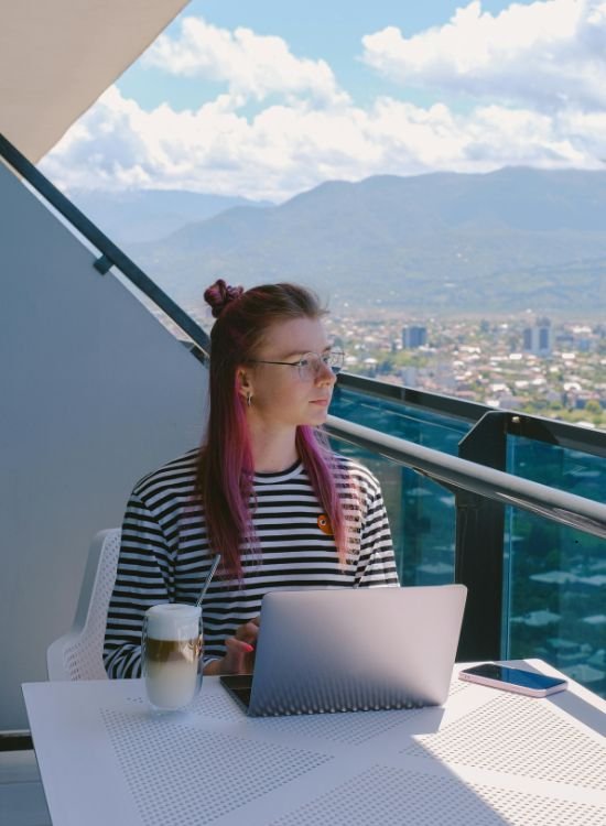 Freelance Writer as Side Hustle Freelance Writer as Side Hustle